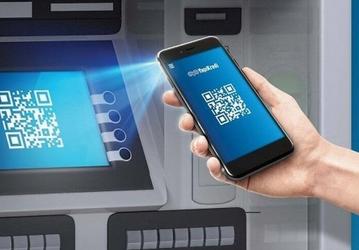 Клиенты ВТБ теперь могут вносить наличные в банкоматах по QR-коду