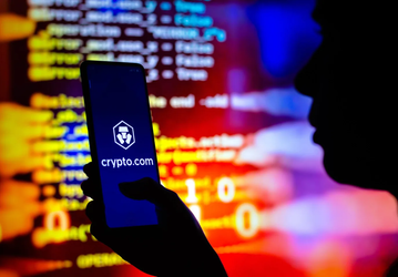 Это последствия краха FTX: криптовалютные биржи Crypto.com, Coinbase, Huobi и Genesis резко сократили свои штаты