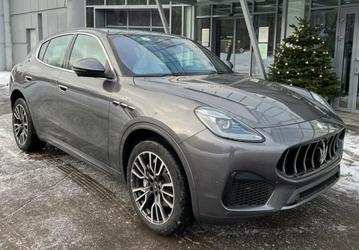 А говорят, экспорт дорогих авто в РФ запрещён. В России выставили на продажу новейший кроссовер Maserati Grecale GT