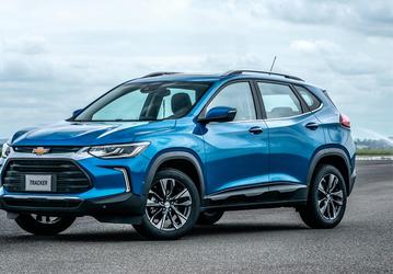 125 л.с с 1 литра объема и 6-ступенчатый «автомат». Россиянам предложили кроссовер Chevrolet Tracker из Китая