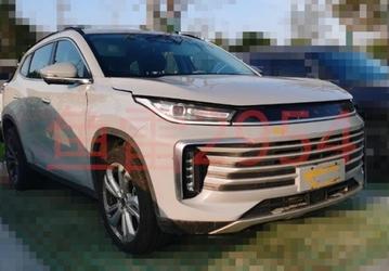 В Китае засняли обновленный Exeed TXL с интерьером как у нового флагманского кроссовера AtlantiX