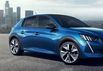 Volkswagen Golf провалился в Европе. Впервые за 14 лет по продажам он уступил Peugeot 208