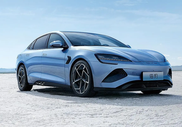 Конкурент Tesla Model 3 и Porsche Taycan. В России начали продавать BYD Seal