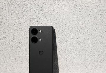 OnePlus Ace 2V набирает более 1 млн в AnTuTu: живые фото, характеристики и дата анонса