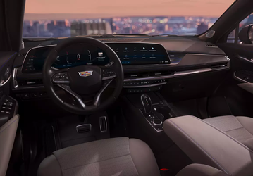 Представлен Cadillac XT4 2024 с 33-дюймовым изогнутым экраном и множеством электронных систем