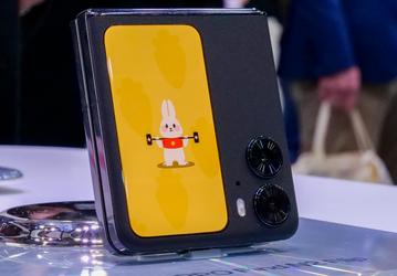 Смартфон-раскладушка Oppo Find N2 Flip официально появится в продаже в России, известна ориентировочная цена