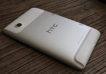 Новое устройство HTC получит большой экран и камеру необычного разрешения. К выходу готовится планшет A102