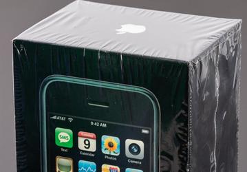 Оригинальный запакованный iPhone первого поколения продали на аукционе за рекордные 63 356 долларов