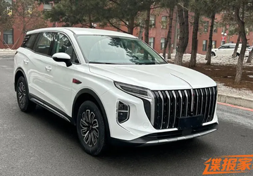 Премиальный кроссовер Hongqi HS6, который ожидается в России, показали внутри и снаружи