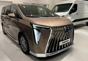 В Россию приехала старшая версия GAC Trumpchi M8 Premium — на 2 млн рублей дороже предыдущей