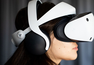 Разочарованная Sony резко сократила прогноз по продажам ещё не выпущенной гарнитуры PlayStation VR2