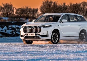 Самый современный флагман Chery. Огромный кроссовер Chery Tiggo 9 показали вживую