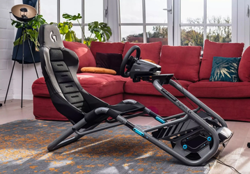 Для поклонников гоночных игр: кресло Playseat Trophy Logitech G Edition совместимо со всеми рулями, педалями и консолями на рынке
