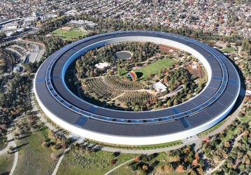 С ними обращаются как с людьми второго сорта. Apple втайне сокращает тысячи внештатных сотрудников