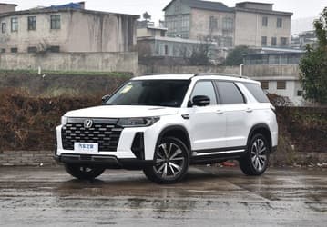 Changan обновила кроссовер CS95, его ждут в России