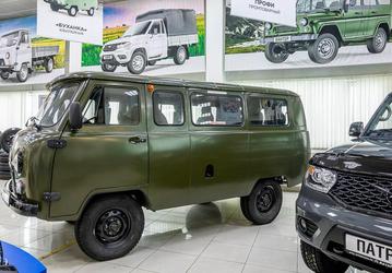 В столичных дилерских центрах дефицит пассажирских версий УАЗ-452 «Буханка»