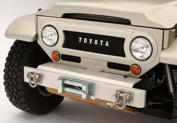 Toyota отреставрировала необычный Retro Cruiser, собранный из Land Cruiser FJ45 и Land Cruiser 100