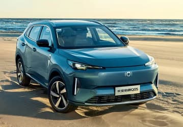 Changan представила свой новый сверхэкономичный кроссовер Qiyuan Q05 размером с Volkswagen Tiguan: 300 л.с. и 1215 км на баке бензина