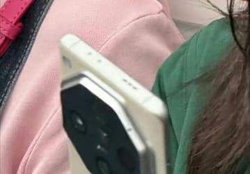 Дюймовому сенсору и двум перископным модулям нужно много места. Живое фото Oppo Find X7 Pro демонстрирует огромный блок камеры