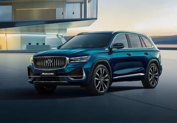 В России взлетели продажи Geely Monjaro. Теперь это самая популярная модель марки