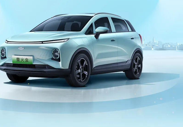 Запас хода 401 км, большие экраны и «народная» цена. Представлен новый Geely Geometry E Firefly