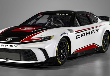 Представлена 700-сильная Toyota Camry XSE Next Gen с мотором V8
