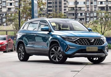 Аналог Skoda Karoq подешевел в России. Стоимость Volkswagen Jetta VS7 с «автоматом» снизилась на сотни тысяч рублей