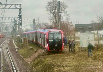 Метропоезд «Москва-2020» в ходе испытаний пробил тупиковую призму и сошёл с рельсов