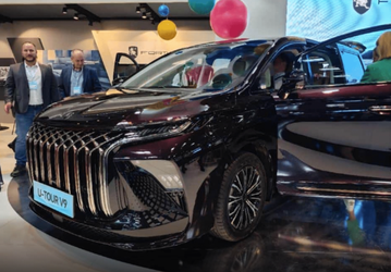 Одноклассник Toyota Alphard с авиационными креслами и расходом 5,9 л / 100 км. Dongfeng Forthing U-Tour V9 поступит в продажу в первом квартале 2024 года