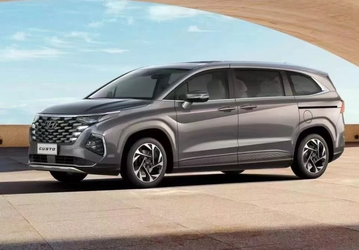 В Россию привезли партию новых Hyundai Custo 2023