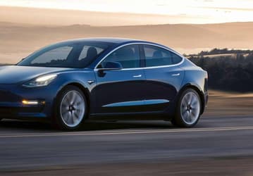 Tesla, которая начала ценовую войну, снова повышает цены на Model 3 Long Range и Model Y Long Range в Китае