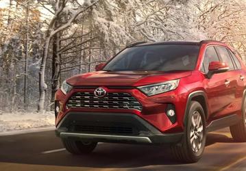 Toyota отзывает почти 2 миллиона кроссоверов RAV4 – они могут загореться