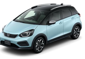 Гибрид городского хетчбэка и кроссовера. В Россию приехали Honda Fit Crosstar 2023