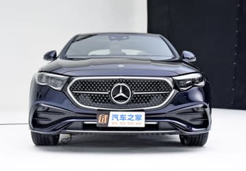 Скоро ждём в России? В Китае представлен удлинённый Mercedes-Benz E-класса нового поколения: много места и грустные моторы