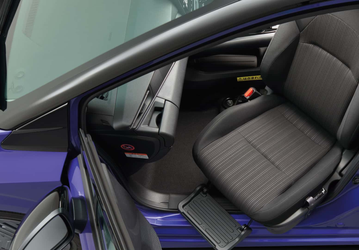 Поворотное кресло с подставкой для ног и разъём HDMI: что нового получил Nissan Note 2024?