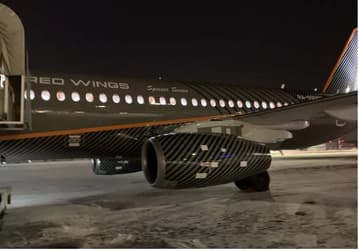 Никакого эконома, только бизнес: в России появился Sukhoi Superjet 100 полностью в бизнес-компоновке 