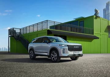 Представлен Chery Exploration 06 Urban Edition — современный городской кроссовер со 197-сильным мотором и хорошим оснащением