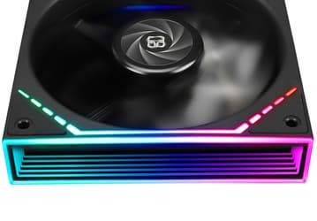 Thermalright TL-M12 — корпусные вентиляторы с очень необычной подсветкой. Подсветка тут есть только у рамки