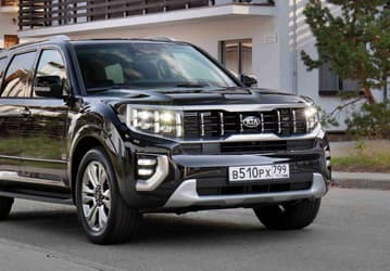 Большой внедорожник Kia Mohave продемонстрировал впечатляющий рост стоимости в России: за 9 месяцев он подорожал на 1,5 млн рублей — до уровня Tank 500