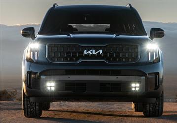 Telluride на минималках. Kia готовит новый кроссовер Clavis – маленький, но брутальненький
