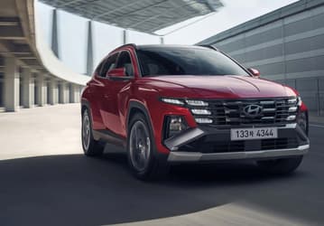 Это Hyundai Tucson N Line 2025. Автомобиль лишился фирменного логотипа на руле