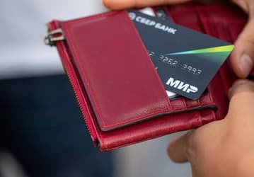 В Таджикистане начали выпуск карт «Мир», совмещённых с национальной платёжной системой