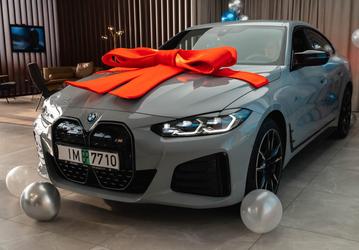 В Белоруссии продали первый официальный BMW i4 M50. Дилер готов привезти под заказ из Европы более двух десятков моделей —  все с официальной гарантией
