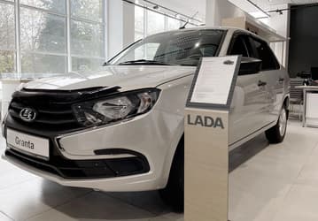 АвтоВАЗ объявил кампанию по проверке табличек Lada Granta