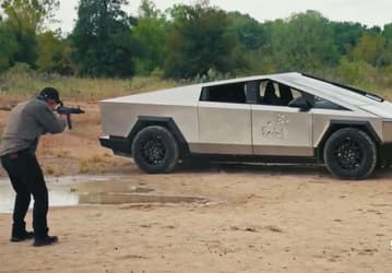 Tesla Cybertruck расстреляли из пистолета Glock и пистолета-пулемета MP5-SD. Видео