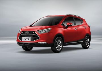 «Официальные» авто в России продолжают дорожать: три модели JAC прибавили от 50 до 121 тыс. рублей