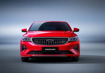 Конкурент Lada Vesta от Geely стал хитом в Белоруссии. Ждать седан Geely Emgrand – не менее двух месяцев