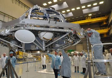 Десантный модуль «Казачок» и научные приборы, создававшиеся для миссии ExoMars-2022, вернутся в Россию. Роскосмос и РАН обсуждают возможность перезапуска марсианской миссии
