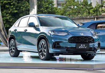 В России начали продавать кроссовер Honda ZR-V. Сколько просят за аналог Mazda CX-5 и Mitsubishi Eclipse Cross?