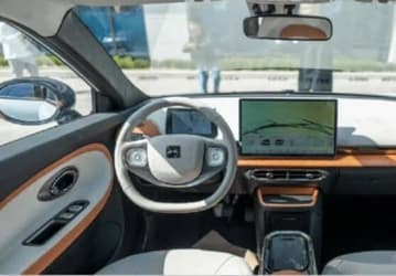 Представлен современный недорогой электромобиль с огромным экраном JAC EV3. Цена уже объявлена 